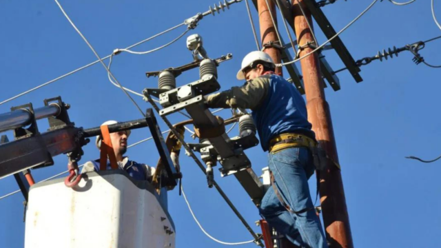 El Legislativo crea una normativa para el uso eficiente de la energía eléctrica