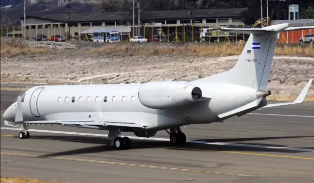 Fiscalía realizará una investigación sobre las personas que usaron el avión presidencial