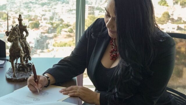 Presidenta Castro destituye a directora del Inami tras muerte violenta de menor en cárcel