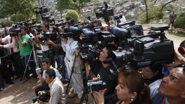 Unidad de Política Limpia firma convenio con el CPH para capacitar a periodistas sobre la Ley Electoral
