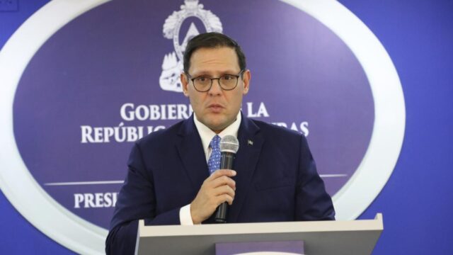 Presentan requerimiento contra exfuncionarios por compra irregular de ventiladores por el covid