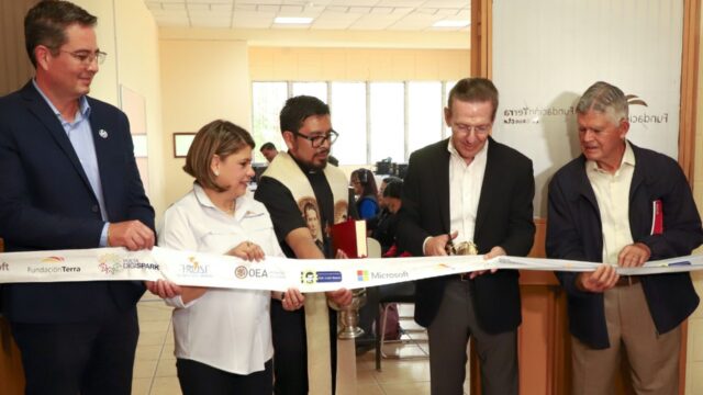 Fundación Terra inaugura el primer Centro POETA DigiSpark de Inteligencia Artficial en Honduras