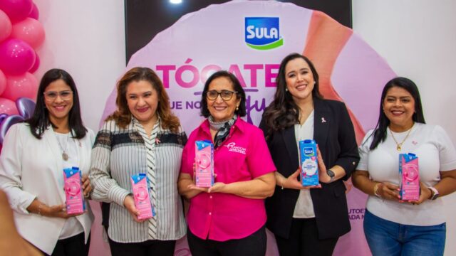 Sula cumple 15 años de apoyo a FUNHOCAM en su lucha contra el cáncer de mama