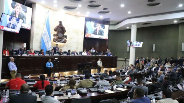 Congreso comienza la discusión del primer debate de la Ley de Justicia Tributaria