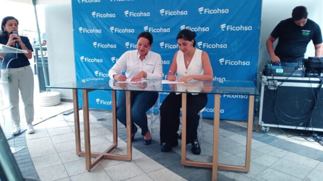 FICOHSA impulsa a emprendedoras hondureñas a través de la alianza con Mercado Fest