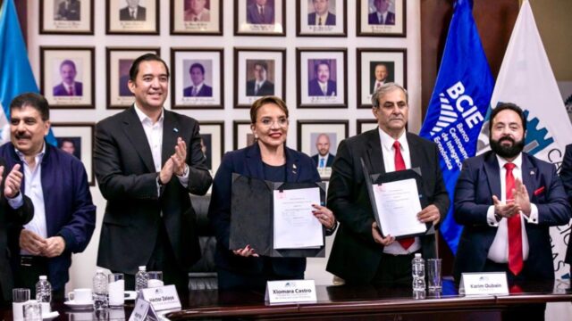 Gobierno firma préstamo con BCIE por 300 millones de dólares para construir represa El Tablón