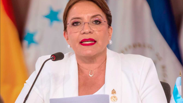 Castro desautoriza cobros en los hospitales públicos y advierte destituciones