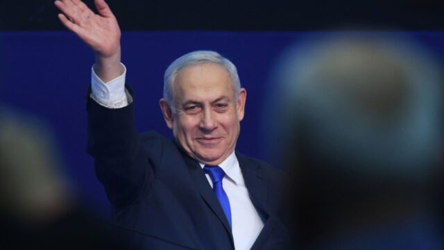 NYT: Netanyahu ha prolongado la guerra en Gaza para mantenerse en el poder