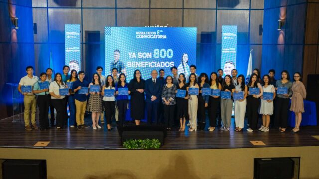 100 jóvenes hondureños accederán a educación superior con el programa de becas Fundación Nasser Unitec