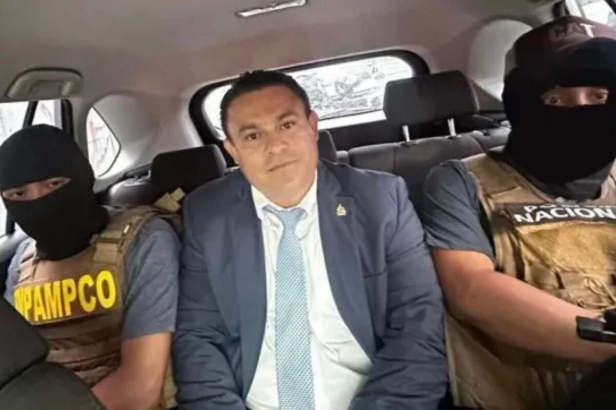 Dictan detención judicial a diputado Nelson Márquez y otros acusados por fraude