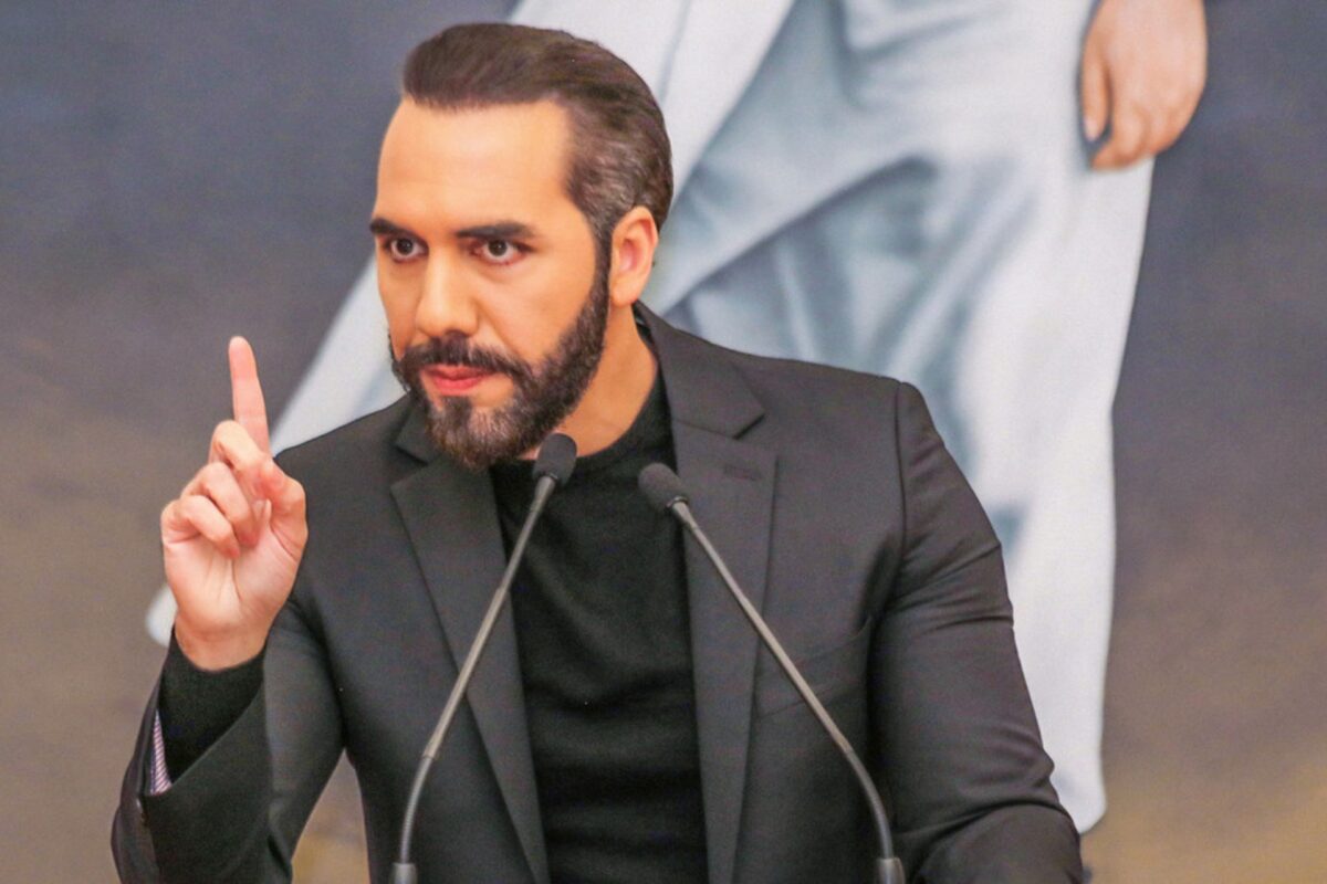 Bukele: Critican la aprobación de la relección indefinida porque El Salvador es «pequeño y pobre»