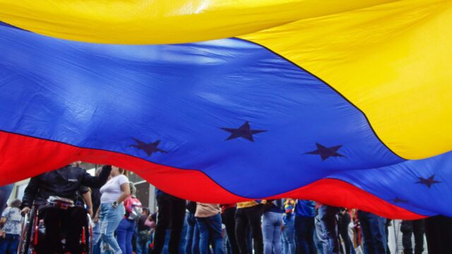 Caracas agradece a Moscú su apoyo incondicional «frente a la escalada de amenazas» de EE.UU.