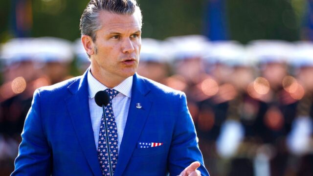 Secretario de Guerra de EE.UU. convoca a una reunión urgente con los altos mandos militares