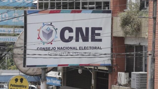 Tensión en el CNE tras denuncias internas y retiro de Smartmatic del proceso electoral
