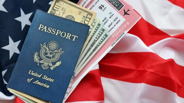 El pasaporte de EE.UU. sufre una caída histórica y sale del ‘top 10’ mundial por primera vez