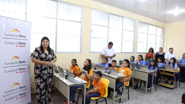 Fundación Terra inaugura mejoras en infraestructura escolar y Aula Tecnológica en Cortés