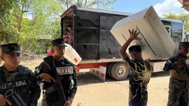 CNE abre convocatoria para que transportistas de carga pesada trasladen material electoral