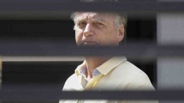 Supremo de Brasil decide mantener la detención preventiva de Bolsonaro