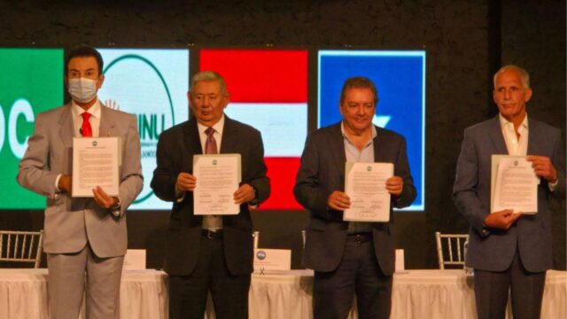 Candidatos presidenciales se comprometen a defender el voto y “fortalecer la democracia”