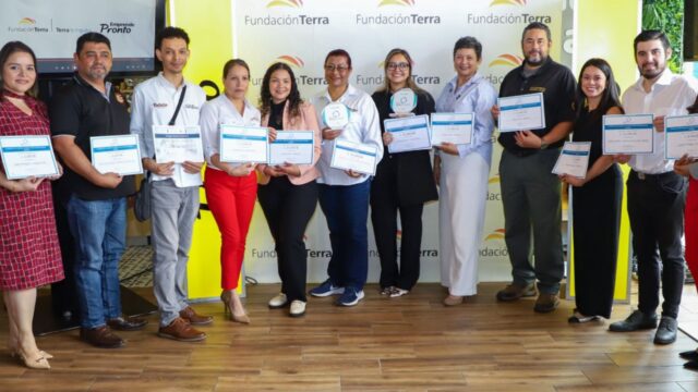 Fundación Terra Te Impulsa – Emprende Pronto entrega premios a emprendedores