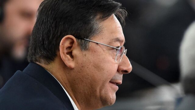 Arrestan a Luis Arce, expresidente de Bolivia, según exministra de Gobierno