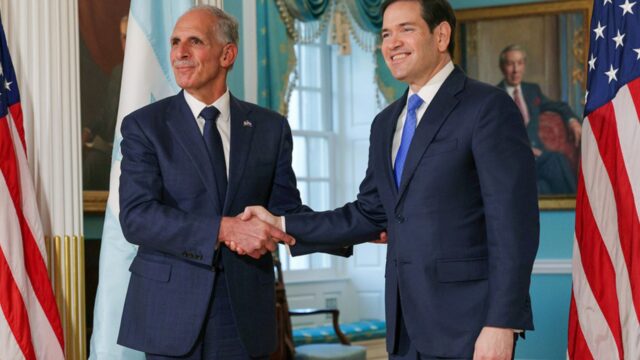 De qué habló Rubio con el proclamado presidente electo de Honduras