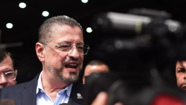 Inteligencia costarricense denuncia intento de asesinato contra el presidente Chaves