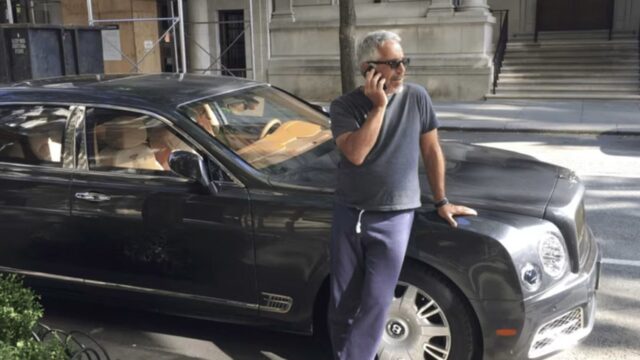 Nombres de decenas de víctimas de Epstein, expuestos en un posible error de Justicia de EE.UU.