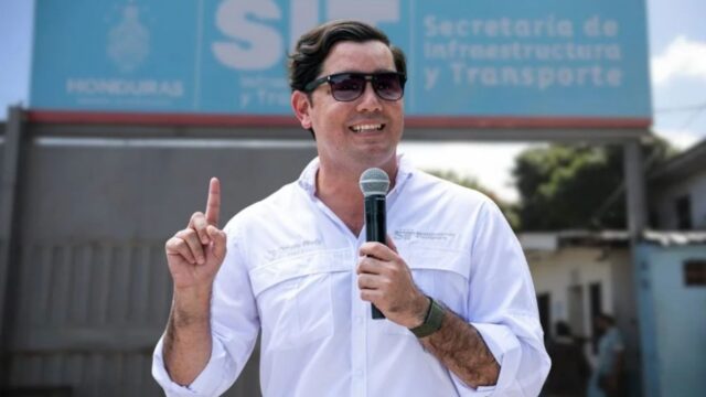 Octavio Pineda quiere ser presidente; línea dura de Libre y rixistas lo cruzan a punta de críticas