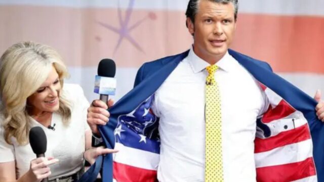 Presentan en el Congreso de EE.UU. una petición para destituir a Hegseth como secretario de Guerra