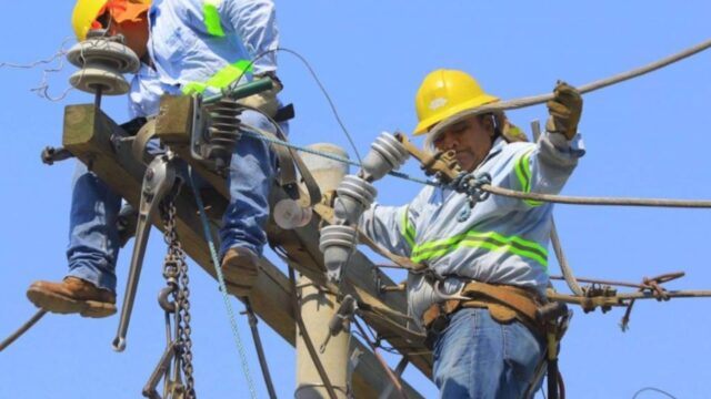 Legisladores aprueban pedir explicaciones por constantes apagones en zona sur
