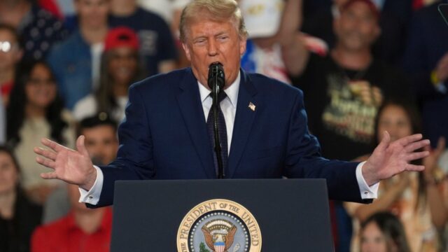 Trump presume haber pagado el costo de la guerra con petróleo extraído de Venezuela
