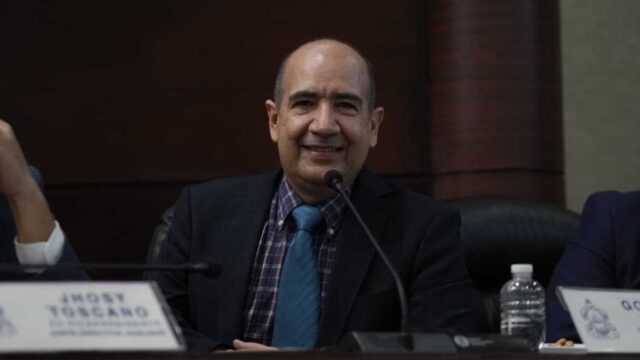 Diputado propone rescatar la memoria histórica de autores del Himno Nacional y el Himno a la Madre