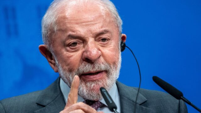 Lula le planta cara a EE.UU.: «Nos negamos a ser tratados como una república bananera»