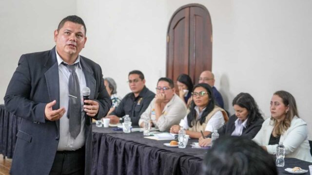 Comisiones legislativas afianzan diálogo con sociedad civil sobre atención a migrantes