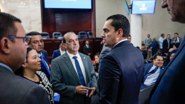 Presidente Tomás Zambrano destaca avances del Congreso Nacional en sus primeros 100 días de gestión