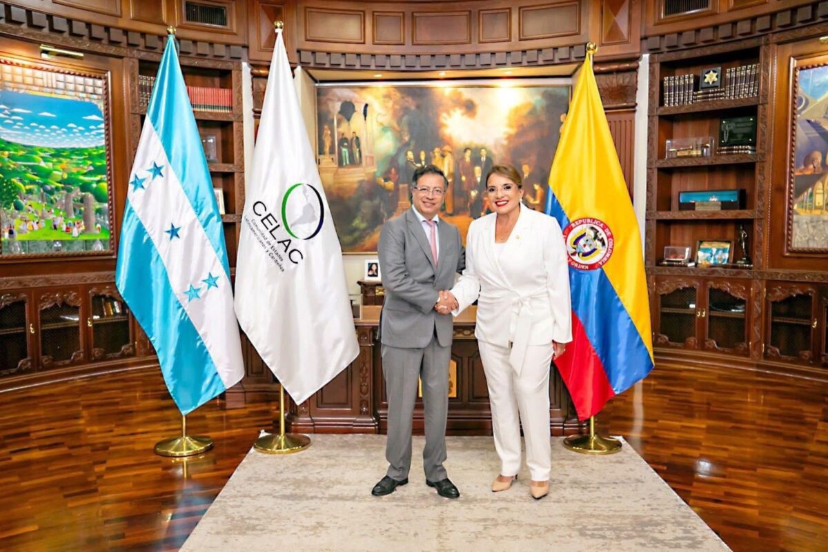 La izquierda latinoamericana paga el precio de gobernar: las lecciones de Honduras y Colombia