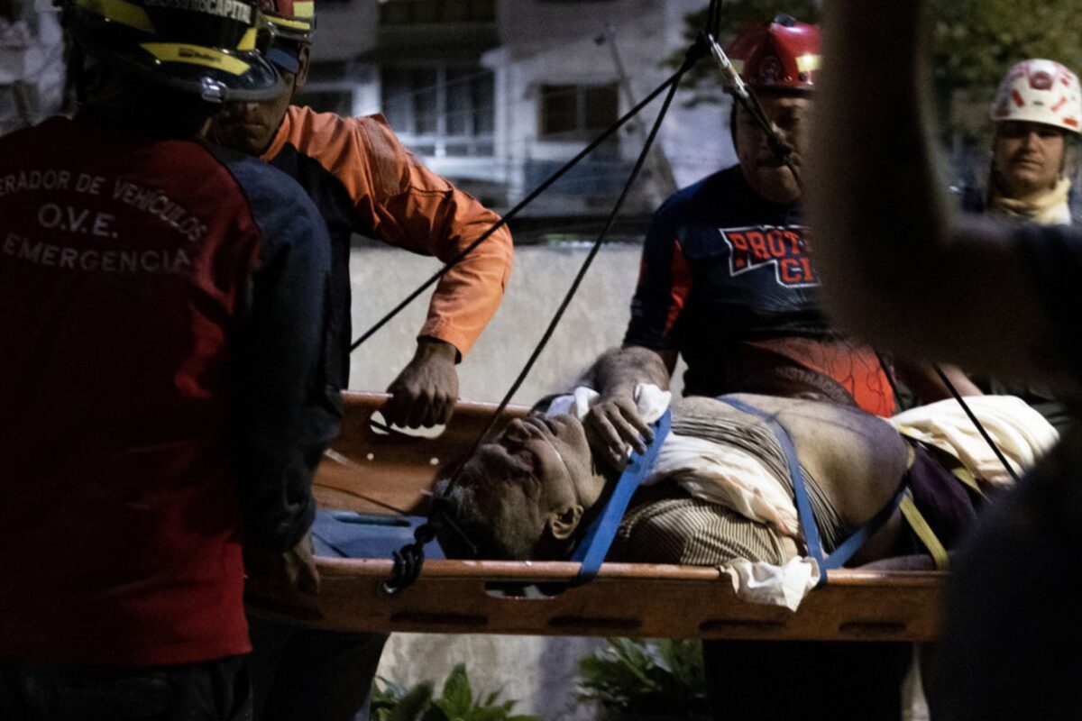 Casi 200 muertos y más de 1.500 heridos por el doble terremoto en Venezuela