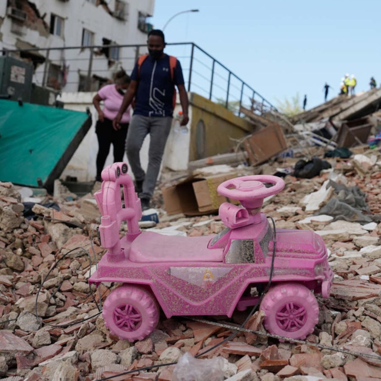 Se elevan a 1.430 los muertos y a más de 3.200 los heridos por el doble sismo en Venezuela