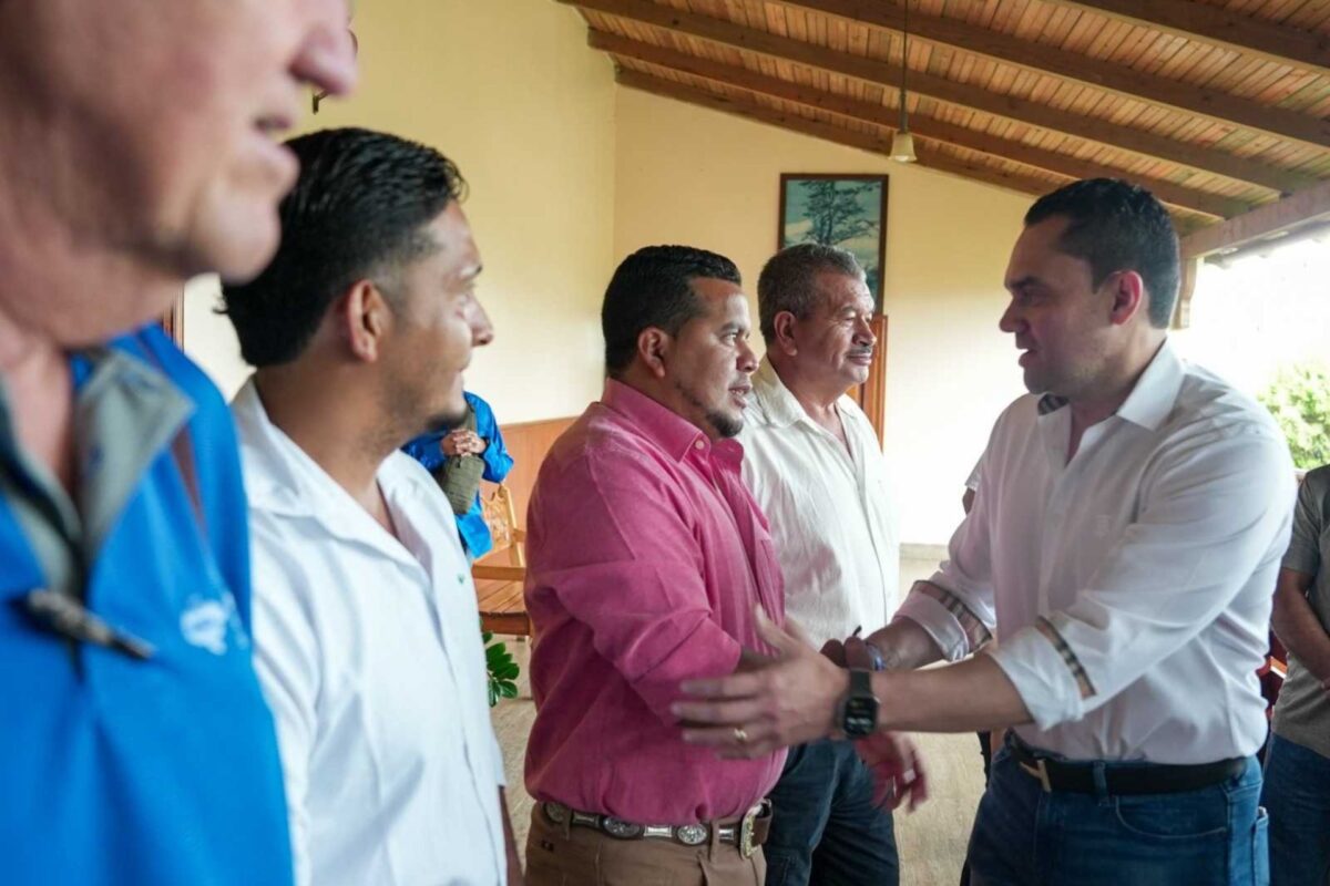 Legislativo apoya a los alcaldes de todos los partidos, reafirma Zambrano