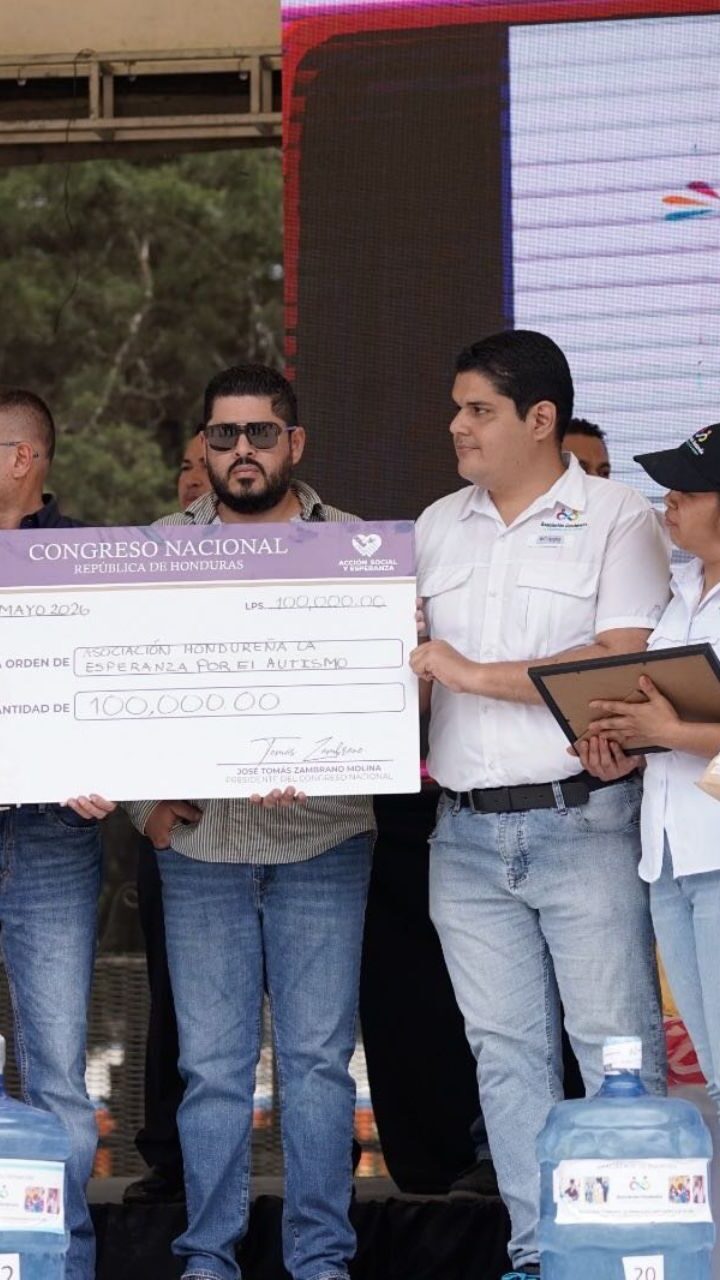 Congreso entrega 100 mil lempiras y oficializa apoyo anual de1,5 millones para asociación de autismo