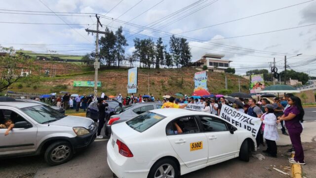 Médicos retoman protestas a escala nacional y exigen diálogo directo con la presidencia