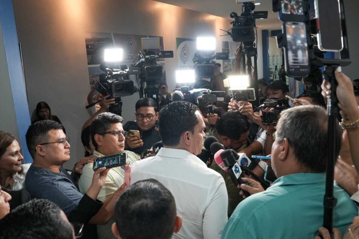 Zambrano: Legislativo ha dado herramientas para mejorar seguridad y apoya reestructuración de ENEE Zambrano: Legislativo ha dado herramientas para mejorar seguridad y apoya reestructuración de ENEE