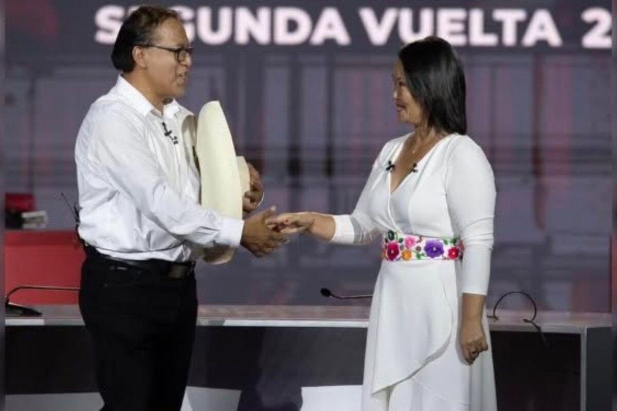Empate técnico: Roberto Sánchez supera a Keiko Fujimori en el conteo en Perú Empate técnico: Roberto Sánchez supera a Keiko Fujimori en el conteo en Perú