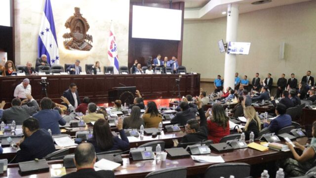 Congreso discute ley que reforzará combate  de lavado de activos y corrupción