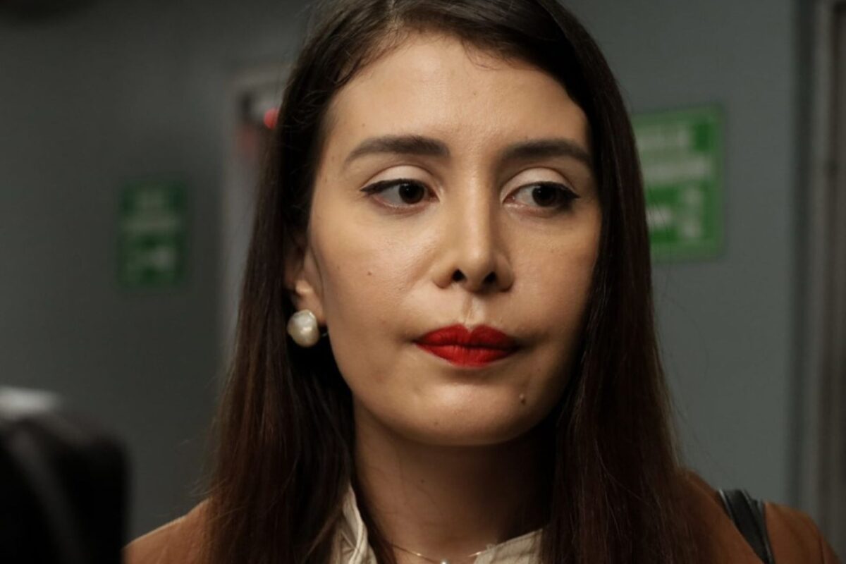 Elvir acude al Ministerio Público para denunciar campaña de «calumnias e injurias» con fines políticos Elvir acude al Ministerio Público para denunciar campaña de «calumnias e injurias» con fines políticos