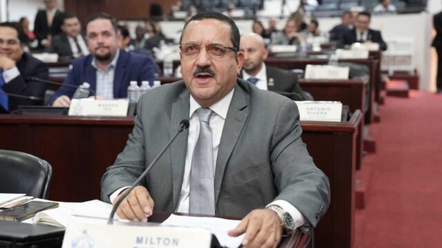 Reformas al subsector eléctrico se encaminan a su tercer debate en el Congreso