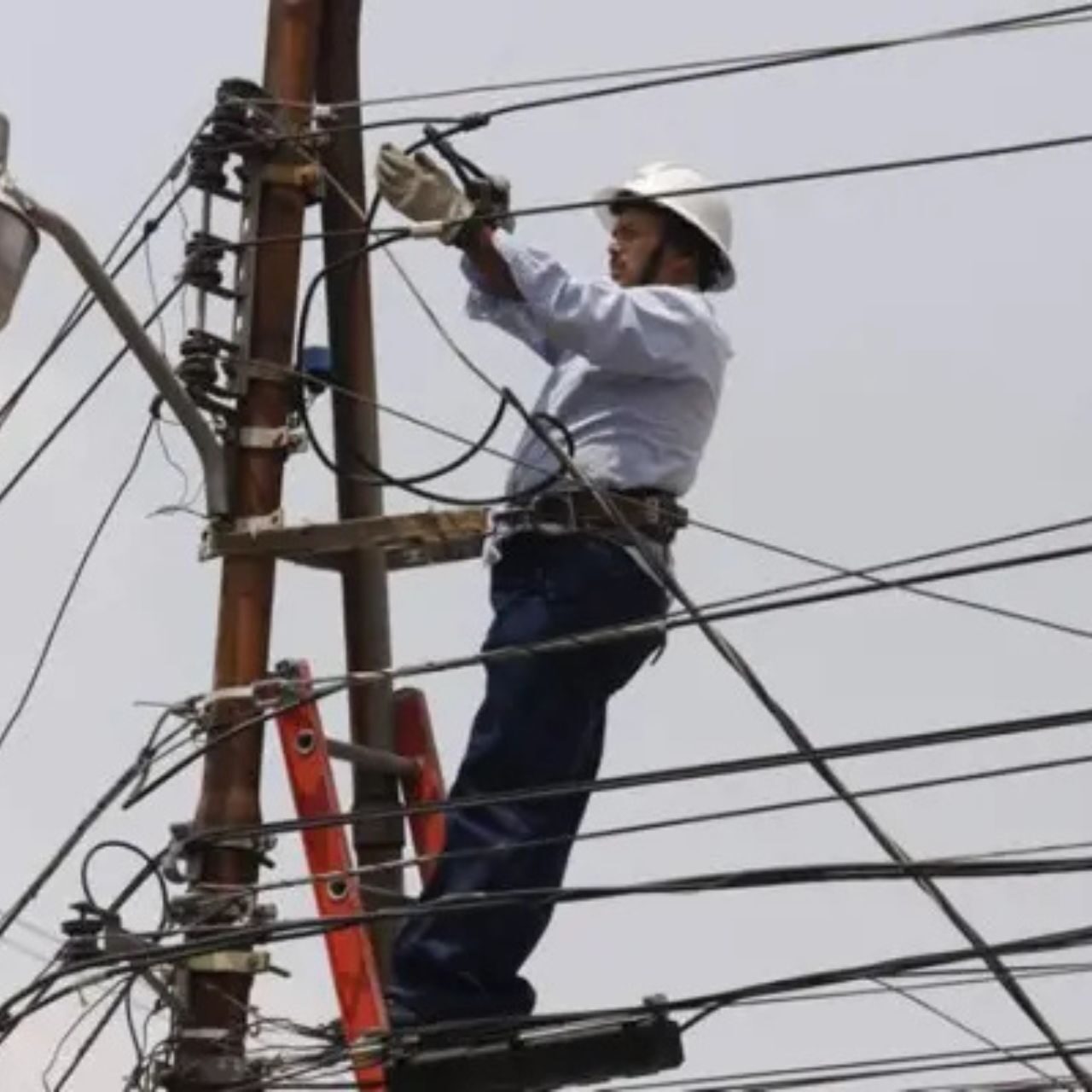 Diputados de Libre sospechan que apagones se utiliza para presionar la aprobación de la reforma eléctrica