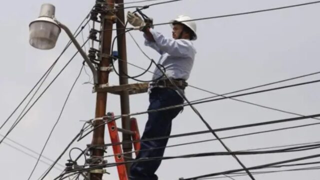 Diputados de Libre sospechan que apagones se utiliza para presionar la aprobación de la reforma eléctrica