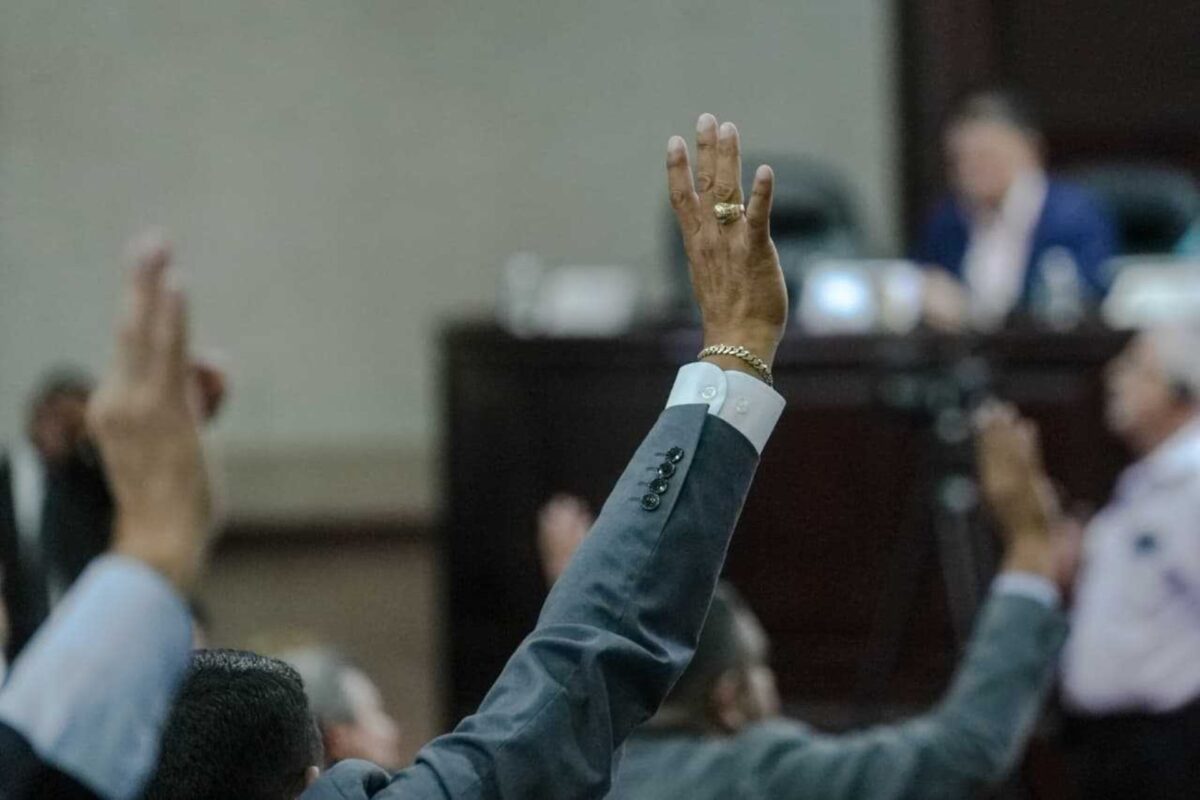 Congreso une a todas las bancadas para enviar ayuda humanitaria a Venezuela